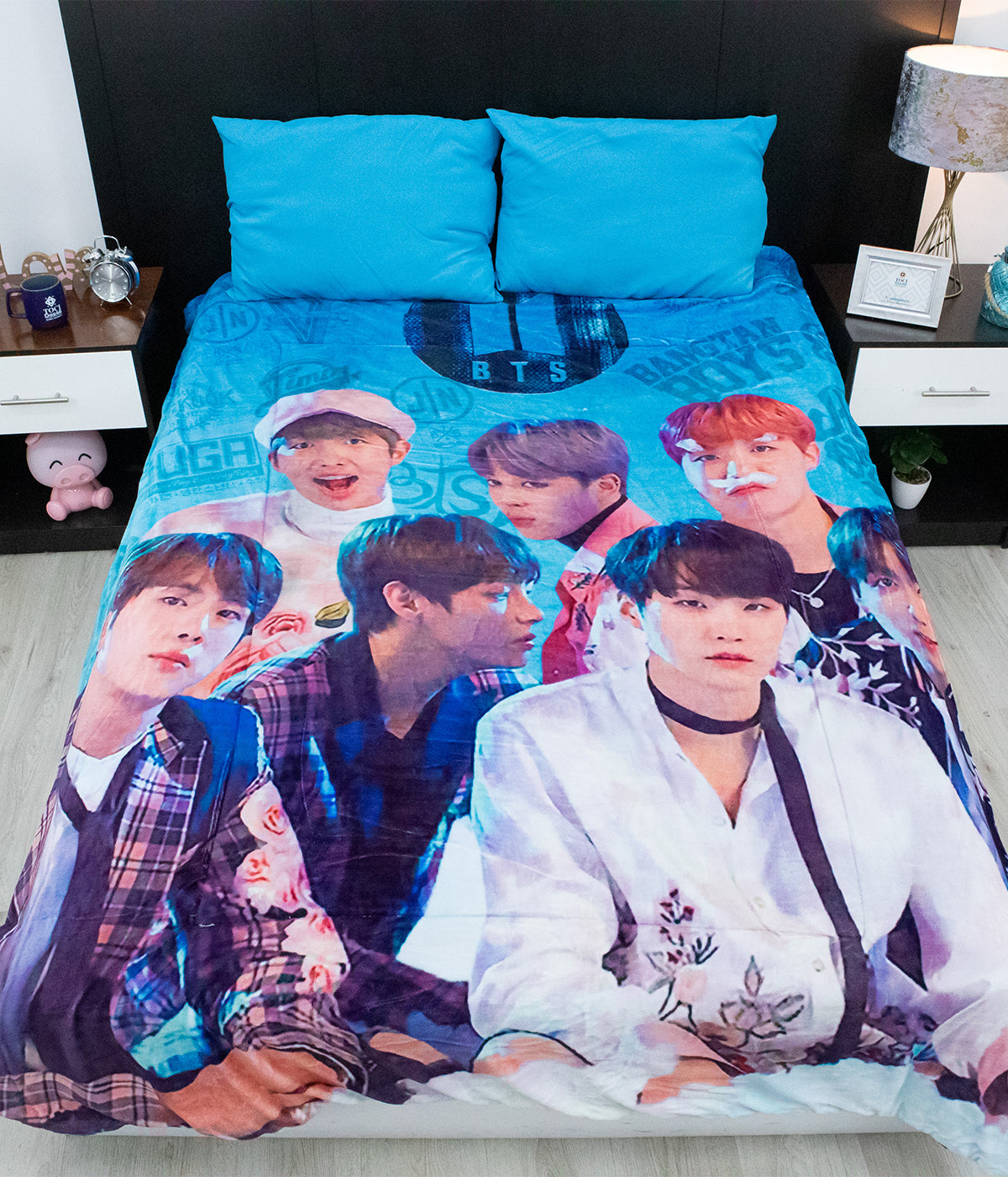 Cobertor Ligero Matrimonial BTS Grupo Azul