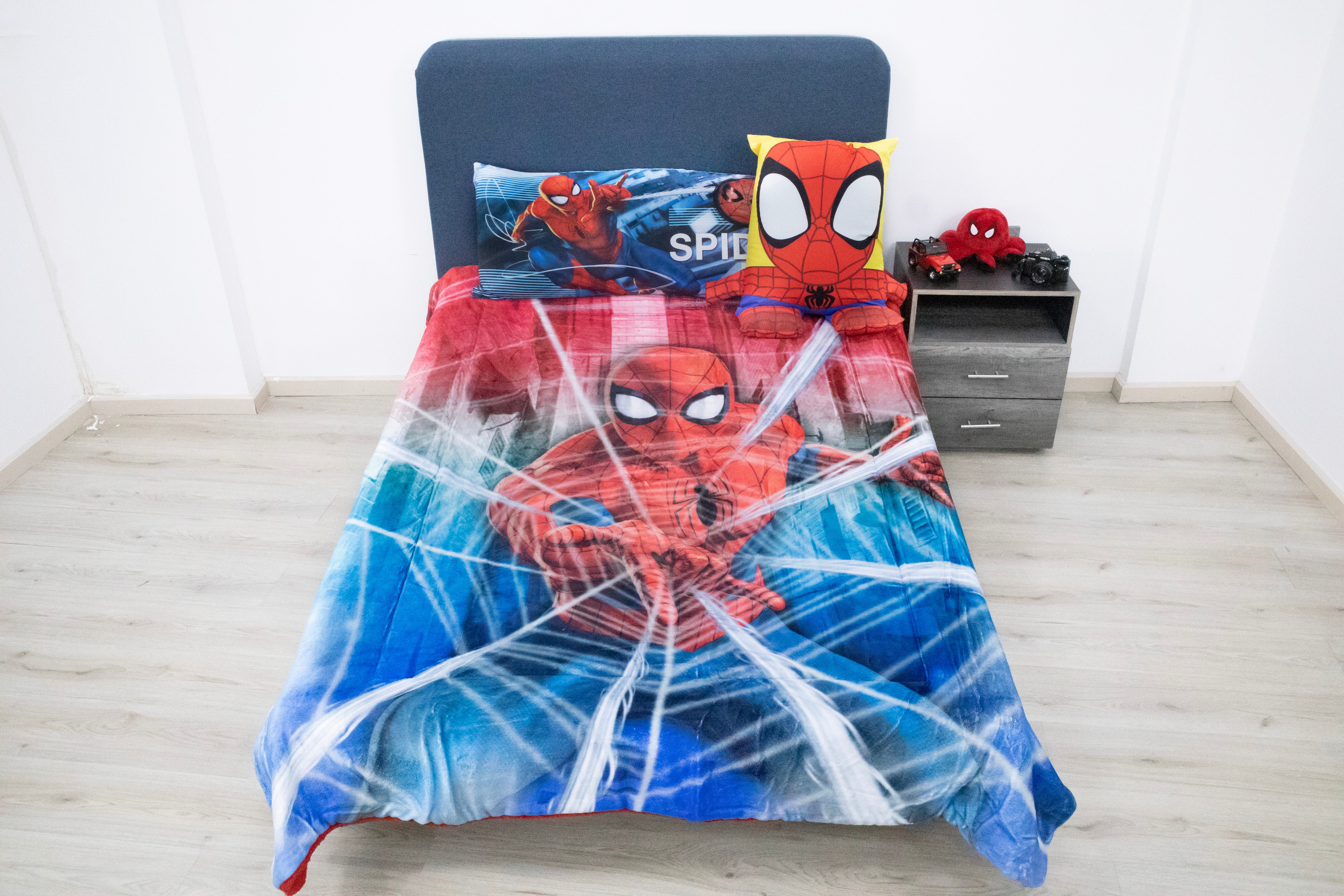 Edredón Matrimonial Spider Man Telaraña