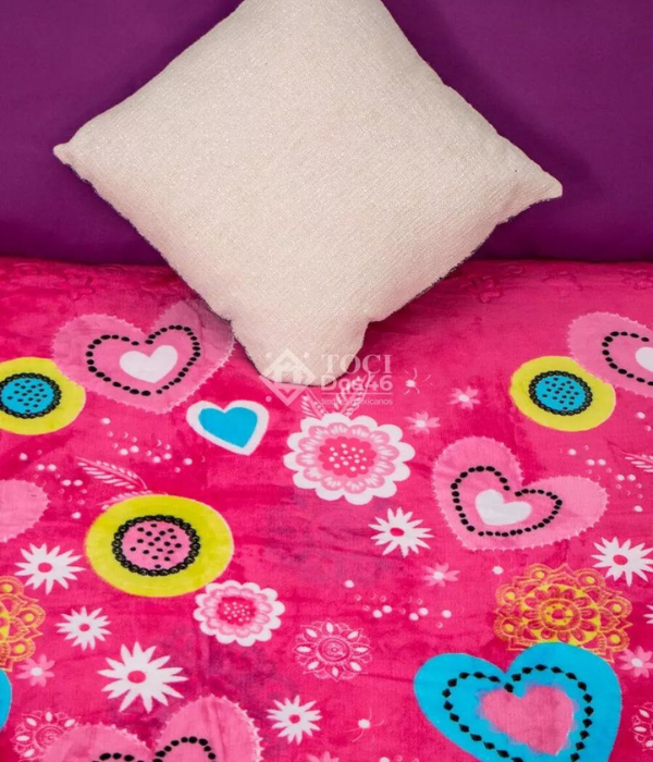 Cobertor Kingsize Micrograbado Corazones Fucsia