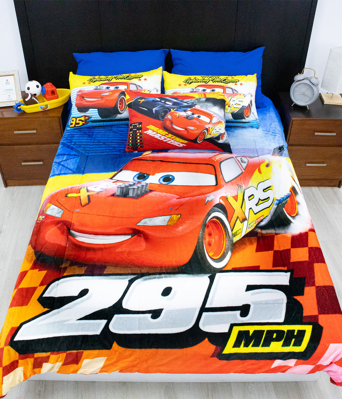 Cobertor Ligero Matrimonial Cars Rayo McQueen