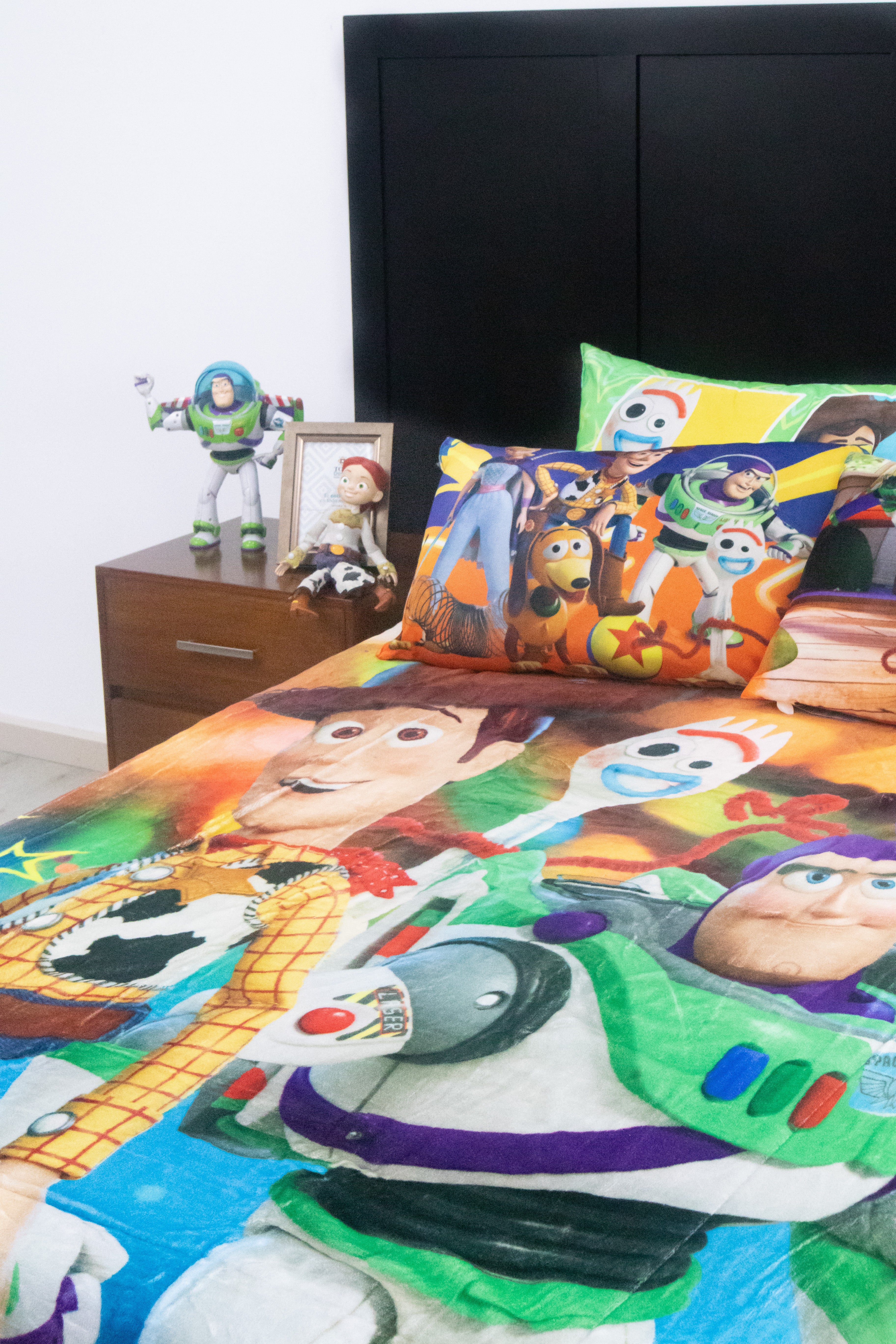 Cobertor Ligero Matrimonial Toy Story Equipo