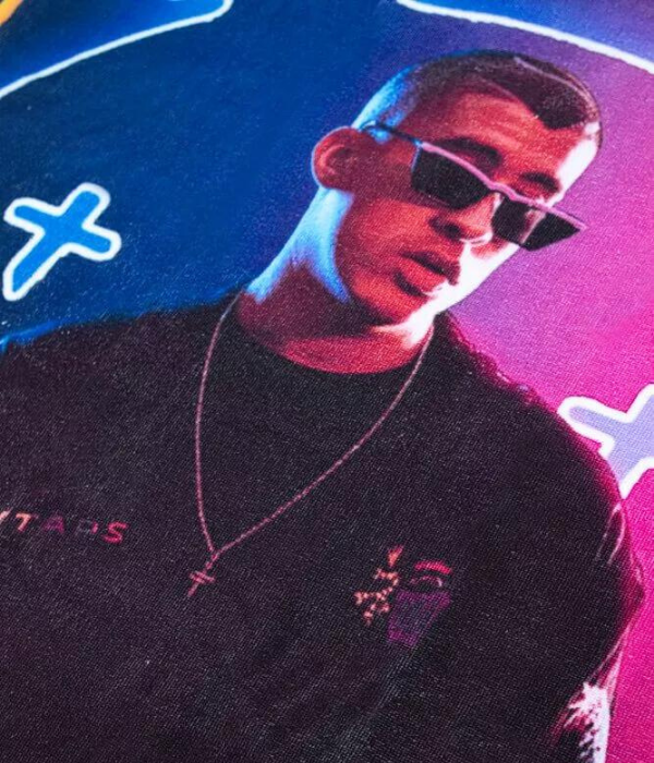 Toalla Bad Bunny Oscura